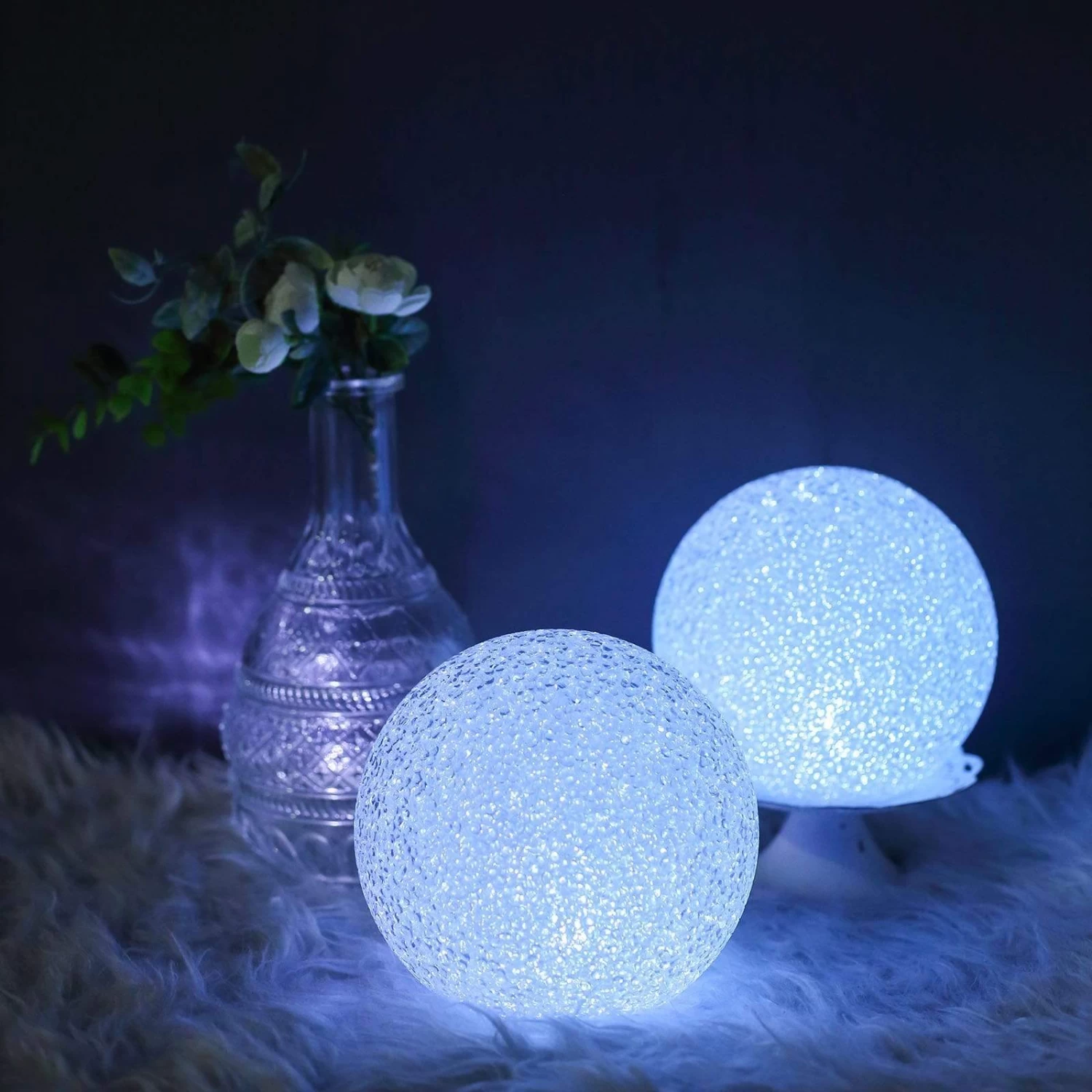 2 Pcs 6 In Wide Assorted LED Balls Battery Operated Orbs Lights