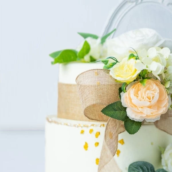 2.5 Inch X 10 Yards Natural Brown Burlap Wired Edge Ribbon - Image 4