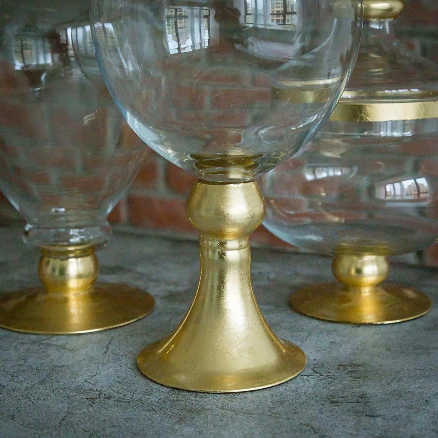 3 Pcs 11" 16" 18" Tall Gold Trimmed Clear Glass Apothecary Jars With Lids - Image 4