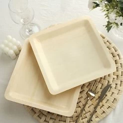 25 Natural 9 In Poplar Wood Disposable Square Dinner Plates
