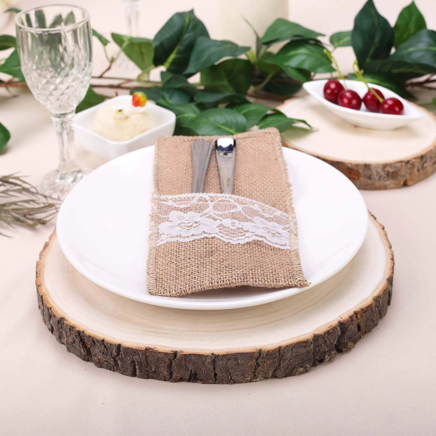 Natural Round Poplar Wooden Slices Party Tabletop - Image 15